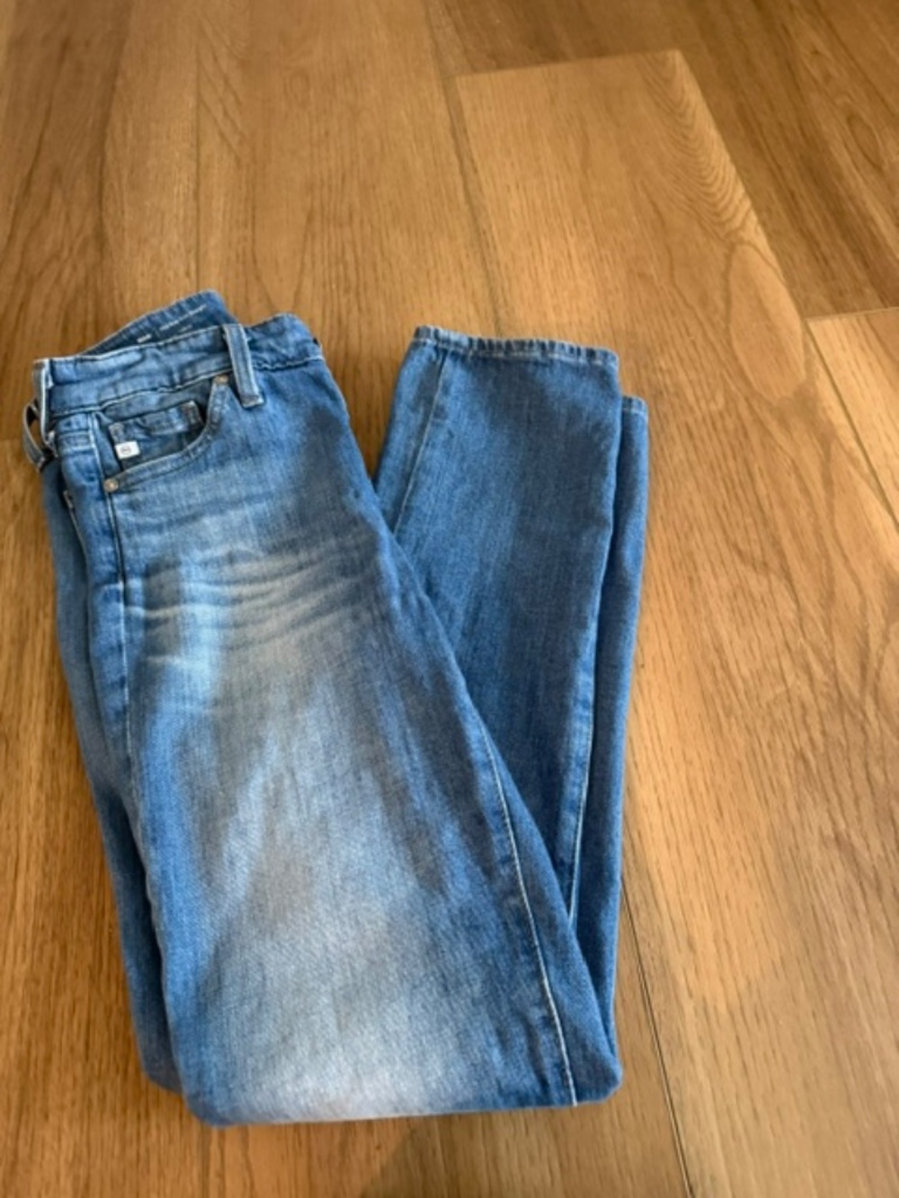 AG - Mari Jean - Mid-Rise Slim Straight - Sz 25